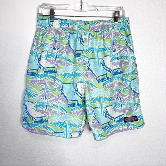 Vineyard Vines Swim Trunks Men Medium Shorts Beach Chairs Umbrellas Green Blue - Picture 1 of 8